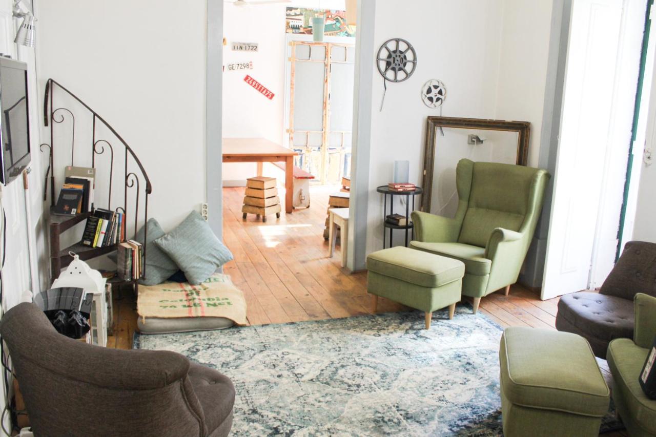 Alface Hall Hostel & Bar Lisboa Ngoại thất bức ảnh