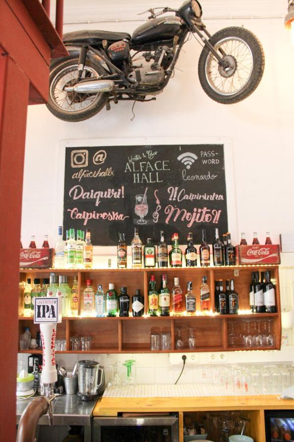 Alface Hall Hostel & Bar Lisboa Ngoại thất bức ảnh