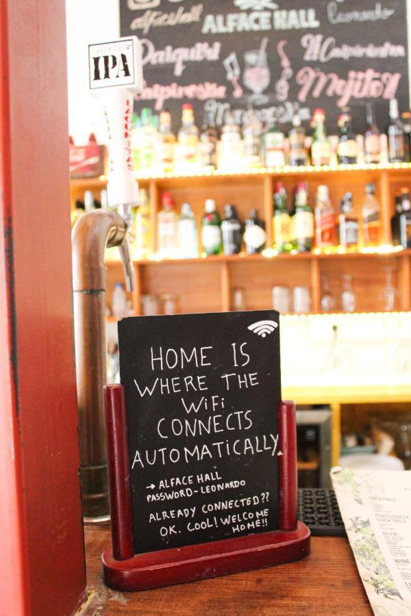 Alface Hall Hostel & Bar Lisboa Ngoại thất bức ảnh