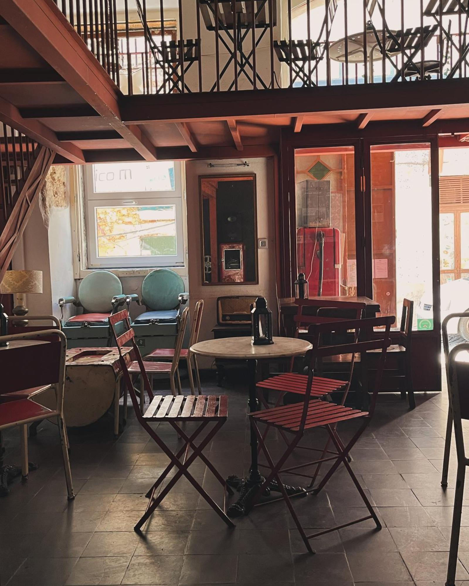 Alface Hall Hostel & Bar Lisboa Ngoại thất bức ảnh