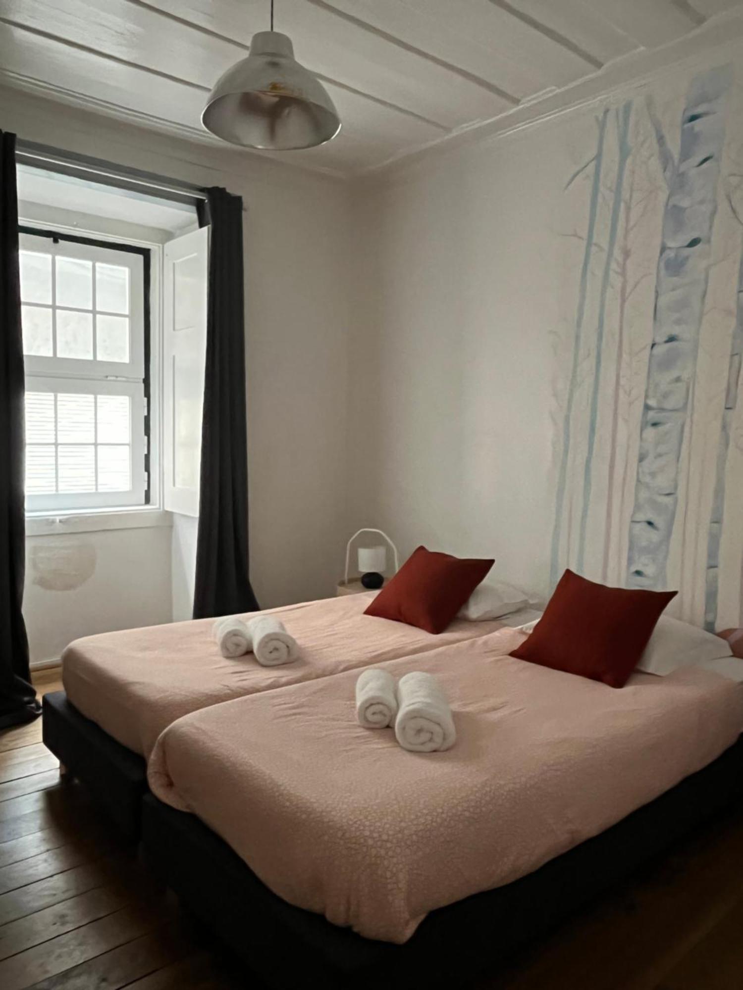 Alface Hall Hostel & Bar Lisboa Ngoại thất bức ảnh