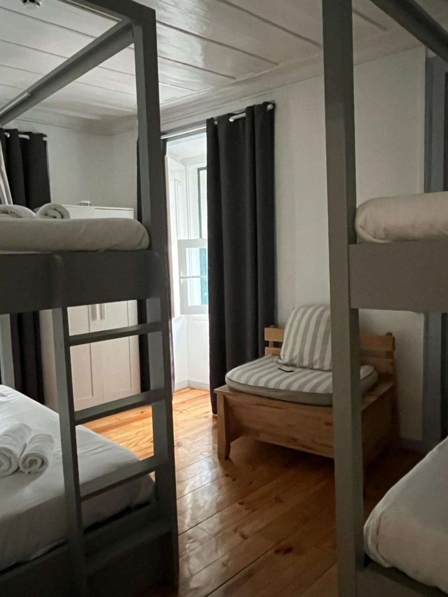 Alface Hall Hostel & Bar Lisboa Ngoại thất bức ảnh