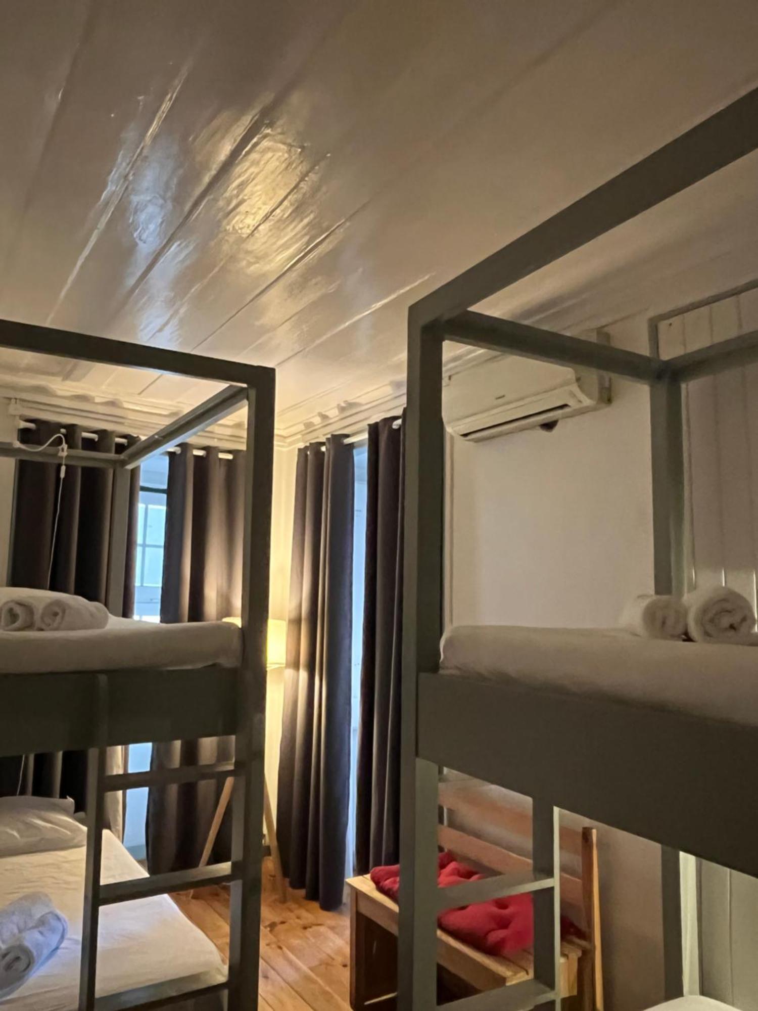 Alface Hall Hostel & Bar Lisboa Ngoại thất bức ảnh