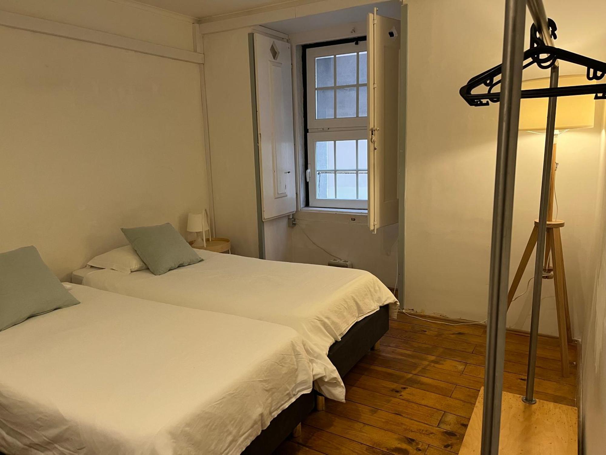 Alface Hall Hostel & Bar Lisboa Ngoại thất bức ảnh